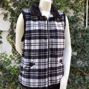 Woolrich Plaid Wool Vest Fur Lined White Black